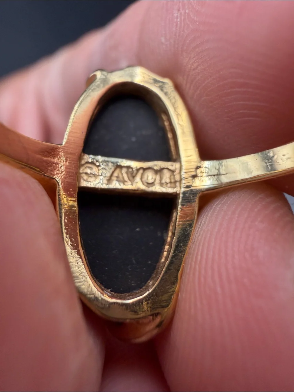 Vintage AVON Gold-Tone Black Onyx Marquise Ring size 7